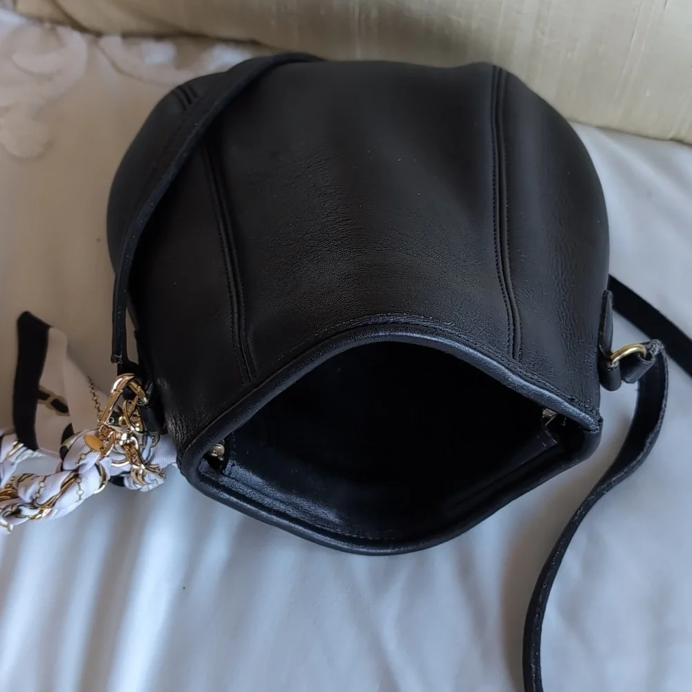 Vintage Rare Old Coach🖤  9990 Gorgeous Leather Crossbody Bag With Bling - Picture 7 of 17